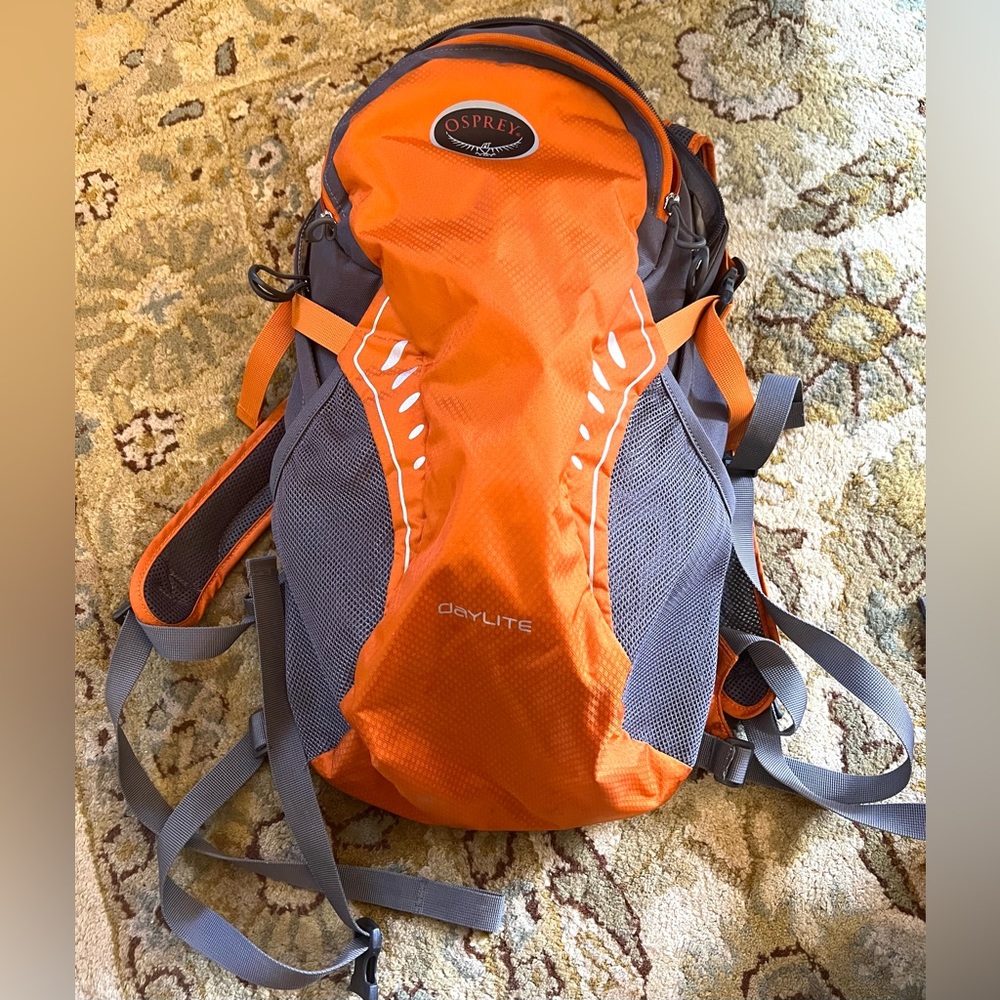 Osprey Daylite Backpack H2O Orange Pre Owned